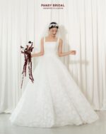 P6 - WHISPERS OF A QUEEN - Image 2