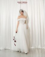 P5 - WHISPERS OF A QUEEN - Image 2