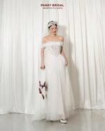 P5 - WHISPERS OF A QUEEN - Image 3