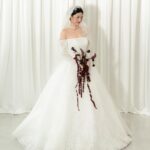 P4 - WHISPERS OF A QUEEN