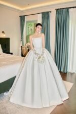 P10 - TIMELESS ALLURE