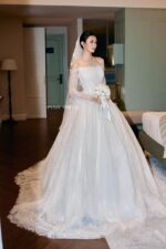 P12 - TIMELESS ALLURE