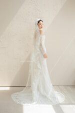 P532- MERMAID WEDDING GOWN - Image 3